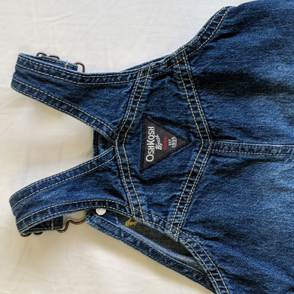 oshkosh b'gosh classic vestbak denim overalls with felted logo 12 months baby - Picture 6 of 8